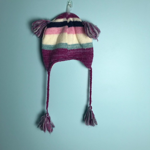 NWT Claires Girls pom pom beanie - Picture 3 of 3